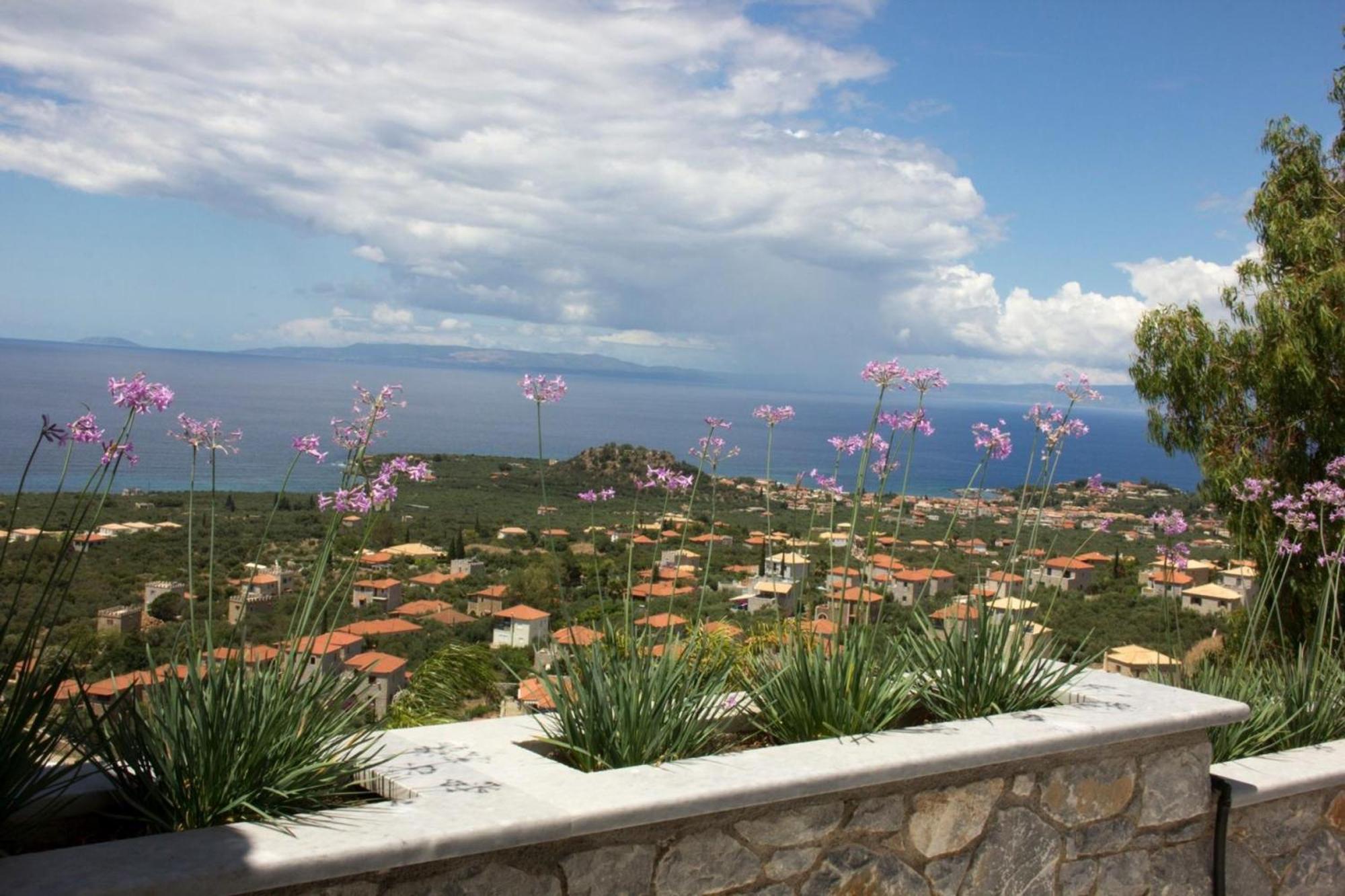 Elsa Villa By Elrin Villas Mani Neokhorion  Buitenkant foto
